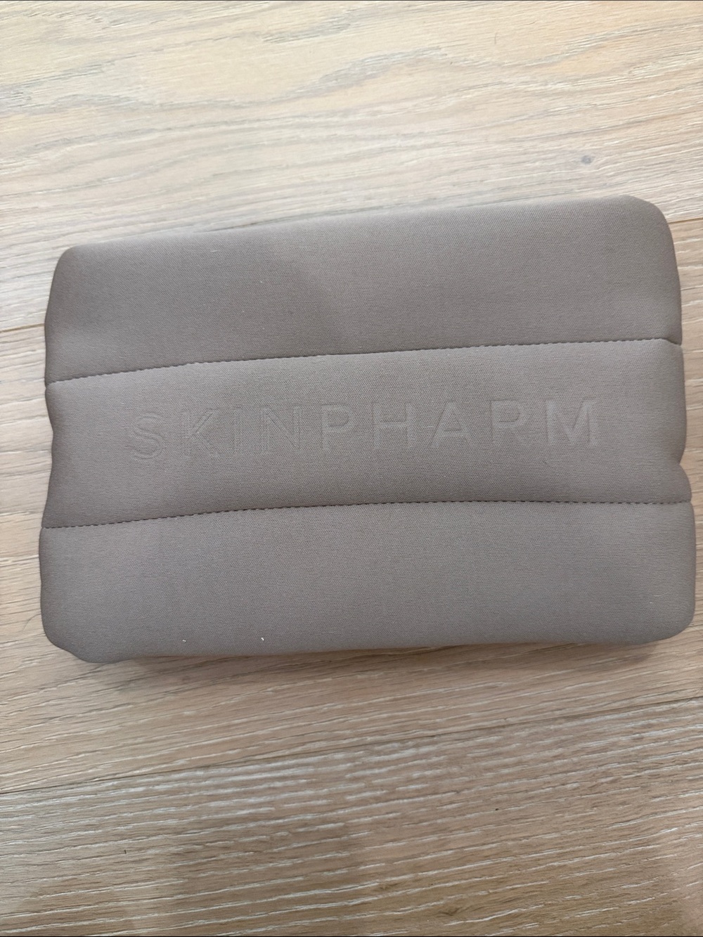 Skinpharm Pouch
